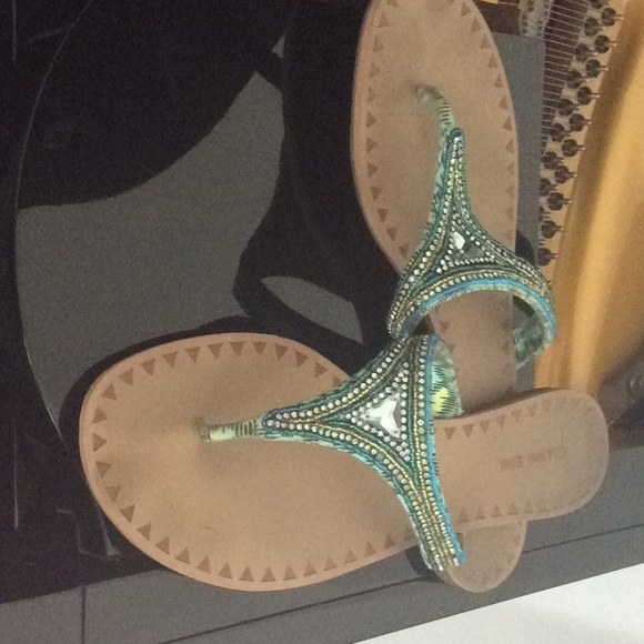 Sandals - Picture 2 of 3